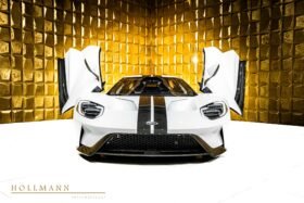 For Sale: Ford GT 2022 – Frozen White, Carbon Fibre Package, 463 kW (630 HP), Only 15 km