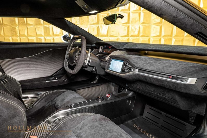 For Sale: Ford GT 2022 – Frozen White, Carbon Fibre Package, 463 kW (630 HP), Only 15 km