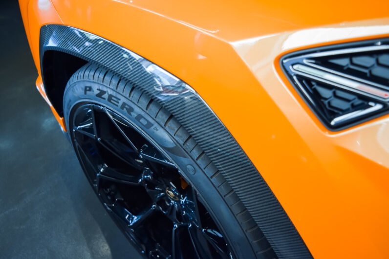 For Sale: Lamborghini Urus Performante 2024 – Arancio Borealis, 666 HP V8 Twin-Turbo, Carbon Fibre Pack, Akrapovic Titanium Exhaust & 23″ Gloss Black Wheels