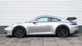 For Sale: Porsche 911 GT3 2022 – GT Silver Metallic, 510 HP 4.0L Flat-Six, 6-Speed Manual, Carbon Roof, PCCB & Club Sport Package