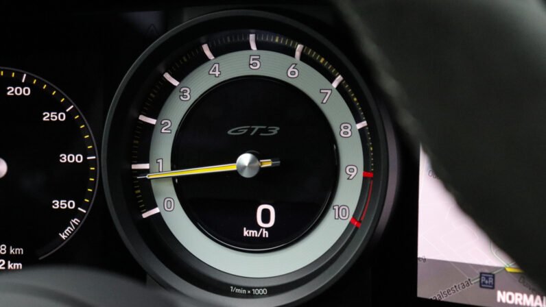 For Sale: Porsche 911 GT3 2022 – GT Silver Metallic, 510 HP 4.0L Flat-Six, 6-Speed Manual, Carbon Roof, PCCB & Club Sport Package