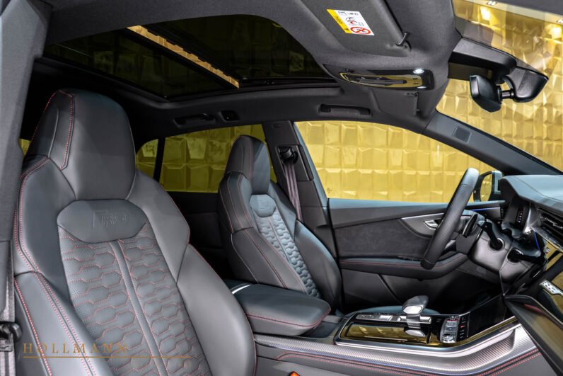 For Sale: Audi RS Q8 Performance 2025 – Mythos Black Metallic, Black Leather, 471 kW (640 HP), Only 50 km