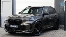 For Sale: BMW X5 xDrive50e M Performance 2025 – Manhattan Metallic, Merino Black Leather, 489 HP Hybrid, 7,789 km