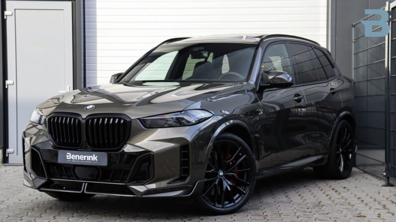 For Sale: BMW X5 xDrive50e M Performance 2025 – Manhattan Metallic, Merino Black Leather, 489 HP Hybrid, 7,789 km