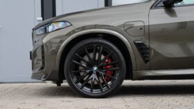 For Sale: BMW X5 xDrive50e M Performance 2025 – Manhattan Metallic, Merino Black Leather, 489 HP Hybrid, 7,789 km