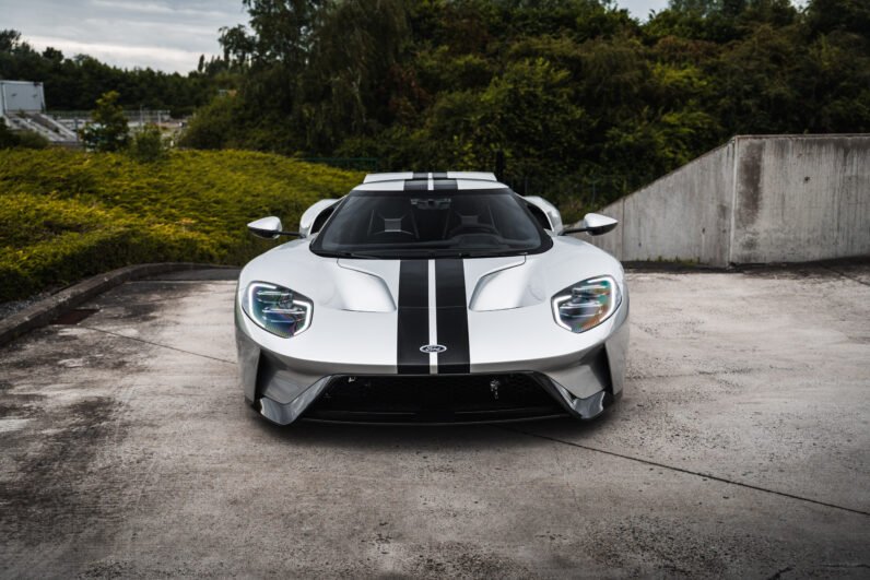 Ford GT Carbon Series — Ignot Silver Metallic