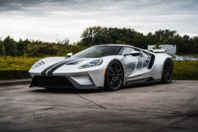 Ford GT Carbon Series — Ignot Silver Metallic
