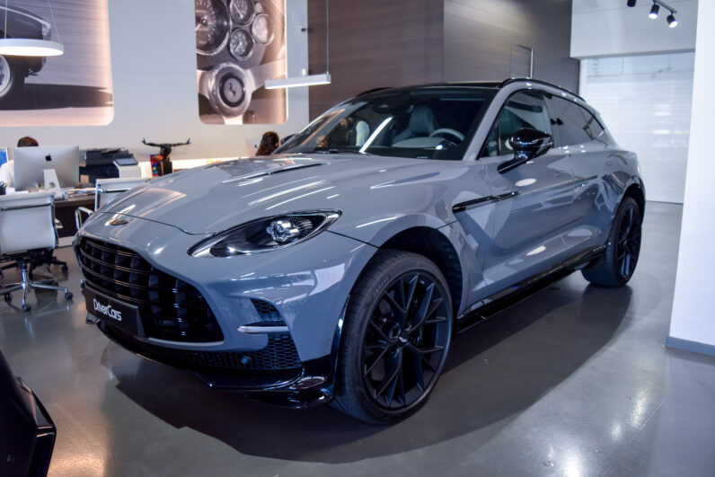 Aston Martin DBX 707 · China Grey · 23″ Fortis · High Performance SUV