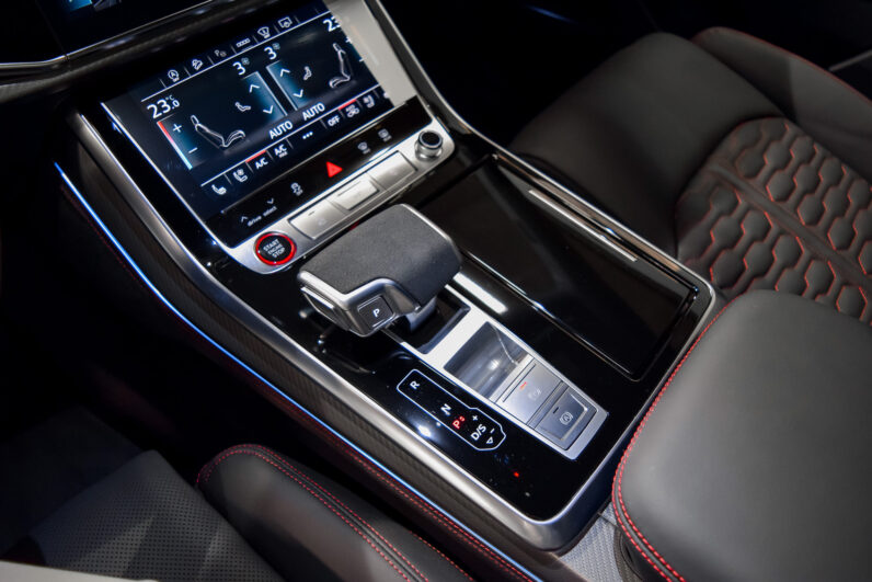 Audi RS Q8 Performance · Daytona Grey · Black Optics Plus · High Spec SUV