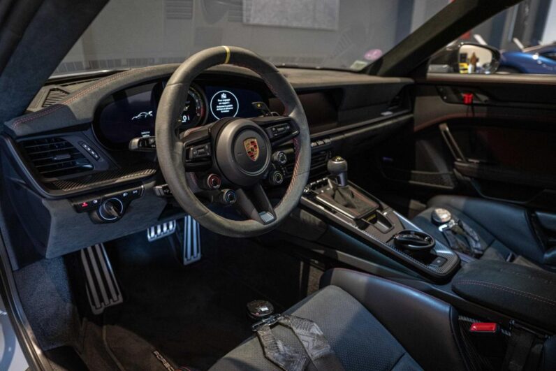 Porsche 911 GT3 RS Weissach · Magnesium Wheels · Track-Focused Spec · 525 HP