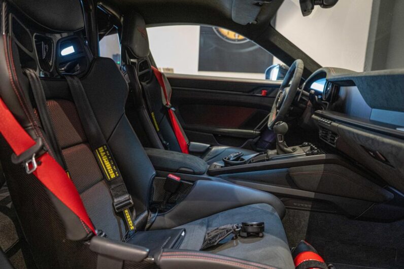 Porsche 911 GT3 RS Weissach · Magnesium Wheels · Track-Focused Spec · 525 HP