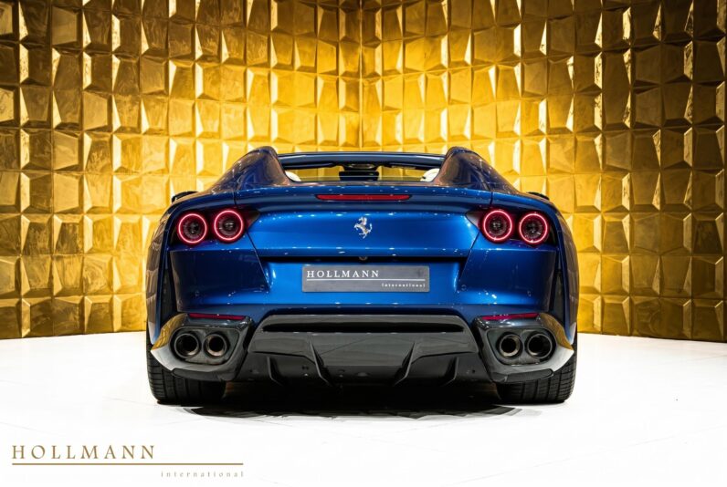 Ferrari 812 GTS · Blu Tour de France · Daytona Seats · Carbon Fibre Specification