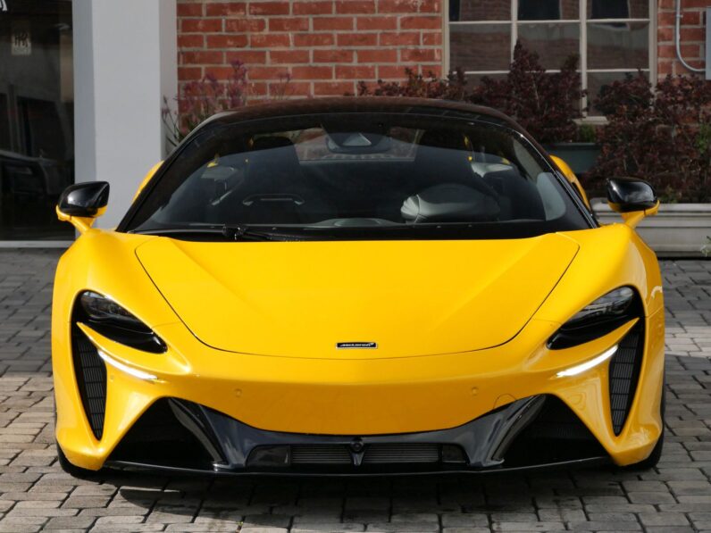 McLaren Artura TechLux · Volcano Yellow · Bowers & Wilkins · Hybrid Supercar
