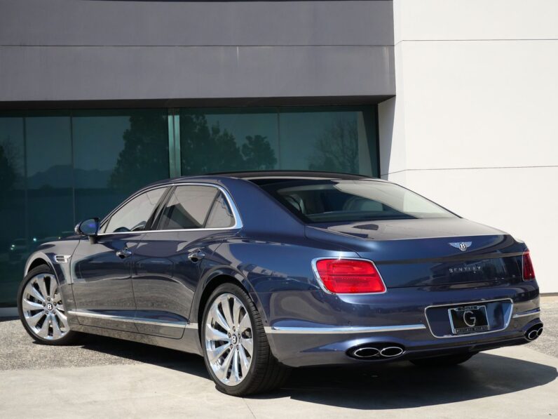 Bentley Flying Spur Azure · Meteor · Linen Interior · Refined Luxury Sedan