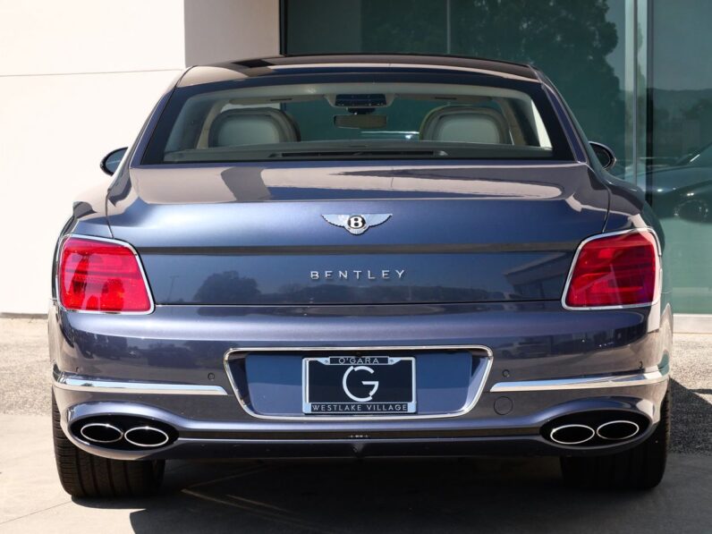 Bentley Flying Spur Azure · Meteor · Linen Interior · Refined Luxury Sedan