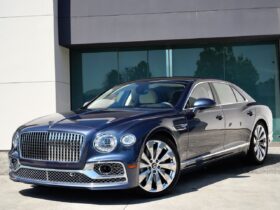 Bentley Flying Spur Azure · Meteor · Linen Interior · Refined Luxury Sedan