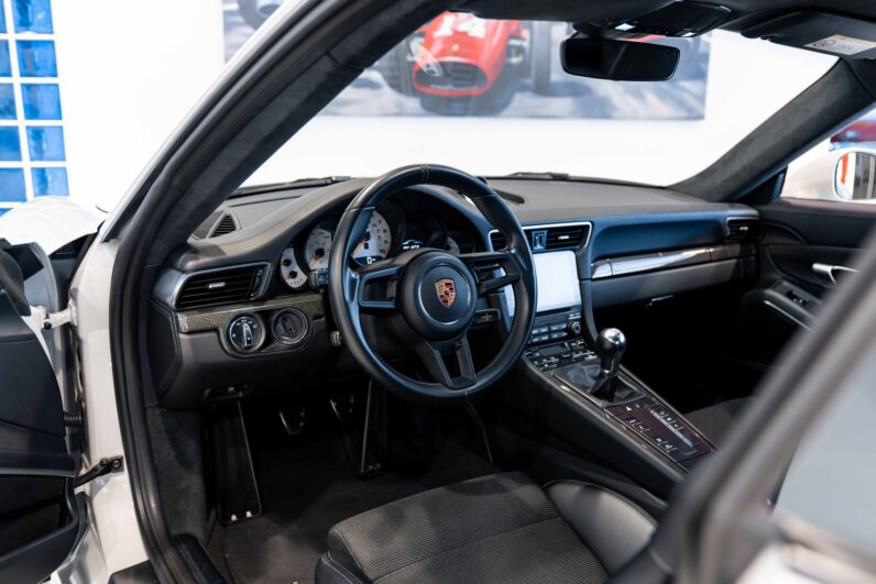 Porsche 911 GT3 Touring · Crayon Grey · PCCB · Manual Collector Spec