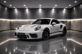 Porsche 911 GT3 Touring · Crayon Grey · PCCB · Manual Collector Spec