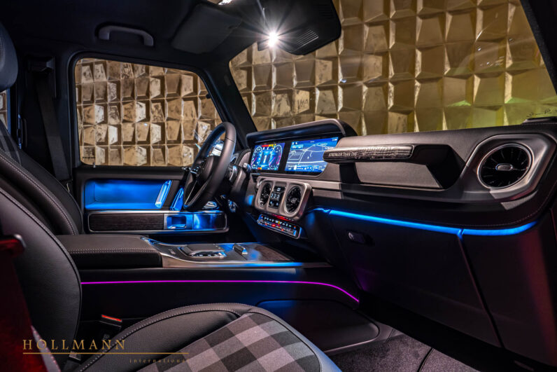 Mercedes-Benz G 450 d STRONGER THAN THE 1980s · Creme White · 1 of 460 · Heritage Edition